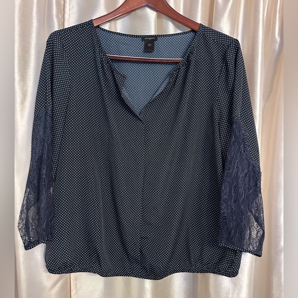 Ann Taylor Navy Polka Dot Women's Top with lace EUC - Picture 1 of 5